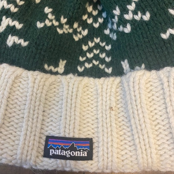 Patagonia Snowbelle Beanie - Picture 4 of 10